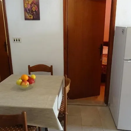 Apartment With Parking Space - Blato, Makarska - 23922