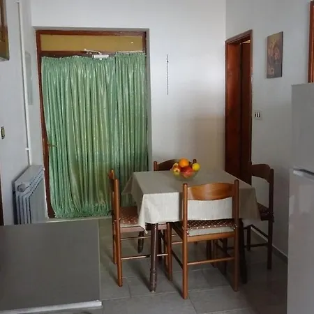 With A Parking Space - Blato, Makarska - 23922 شقة