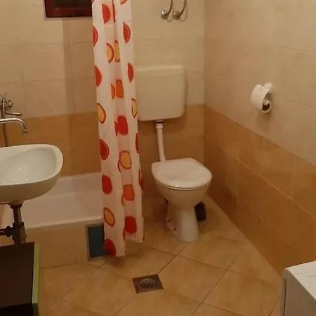 With Parking Space - Blato, Makarska - 23922 Zivogosce