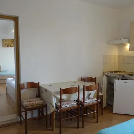 With Parking Space - Blato, Makarska - 23922 Zivogosce