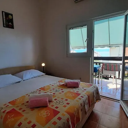 With A Parking Space - Blato, Makarska - 23922 شقة Živogošće