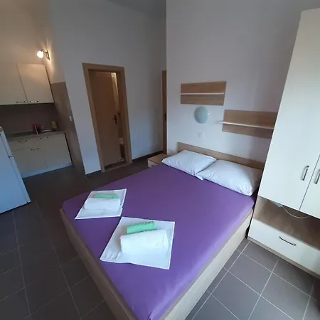 Apartment With Parking Space - Blato, Makarska - 23922