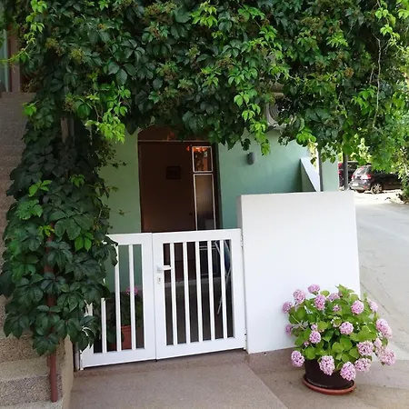 Apartment With Parking Space - Blato, Makarska - 23922